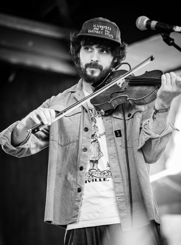 bluegrass fiddle player