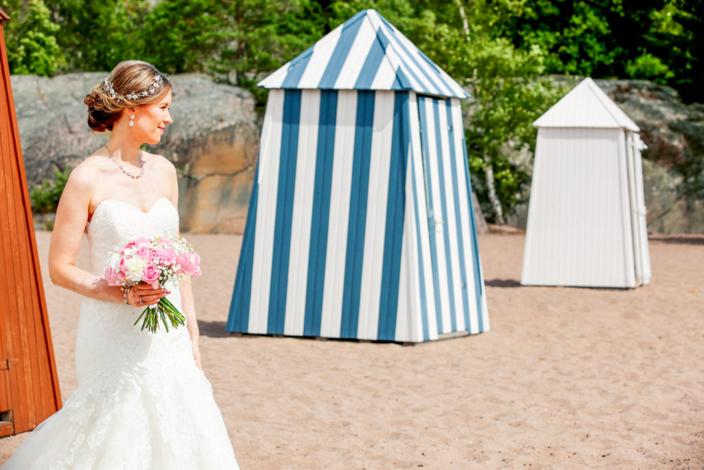 Finland beach wedding l Bryce Lafoon Photography