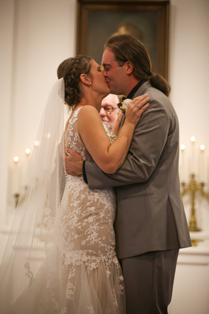 a first kiss at a North Carolina Wedding